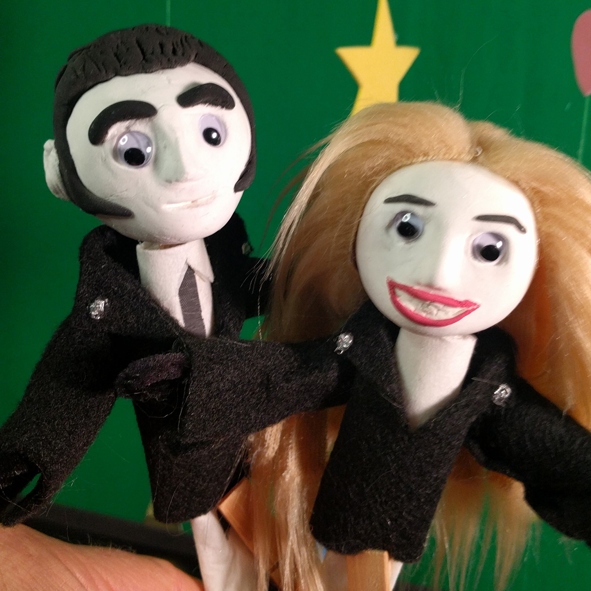 JS JJ puppets