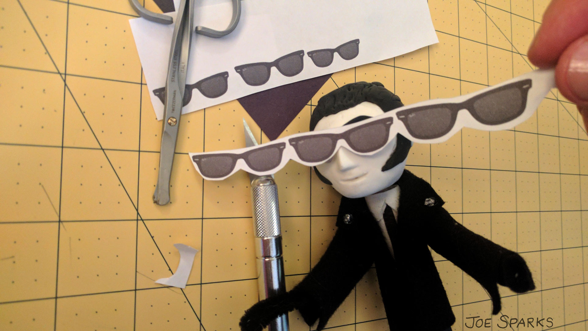 Puppet Sunglasses